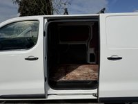 USED 2021 21 VAUXHALL VIVARO 1.5 Turbo D 2900 Dynamic Panel Van 6dr Diesel Manual L2 H1 Euro 6 (s/s) (100 ps) This 2021 Vauxhall Vivaro is presented with a clear vehicle history, offering peace of mind for its next owner. This Turbo D 2900 Dynamic L2 H1 Euro 6 (s/s) 6dr model is equipped with a 1.5 litre diesel engine and meets Euro 6 emission standards. Inside, you'll find a multimedia system that supports Android Auto and Apple CarPlay, alongside Bluetooth connectivity for seamless device integration. For added convenience and safety, it features rear parking distance sensors and a visibility pack.