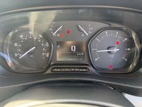 USED 2021 21 VAUXHALL VIVARO 1.5 Turbo D 2900 Dynamic Panel Van 6dr Diesel Manual L2 H1 Euro 6 (s/s) (100 ps) This 2021 Vauxhall Vivaro is presented with a clear vehicle history, offering peace of mind for its next owner. This Turbo D 2900 Dynamic L2 H1 Euro 6 (s/s) 6dr model is equipped with a 1.5 litre diesel engine and meets Euro 6 emission standards. Inside, you'll find a multimedia system that supports Android Auto and Apple CarPlay, alongside Bluetooth connectivity for seamless device integration. For added convenience and safety, it features rear parking distance sensors and a visibility pack.
