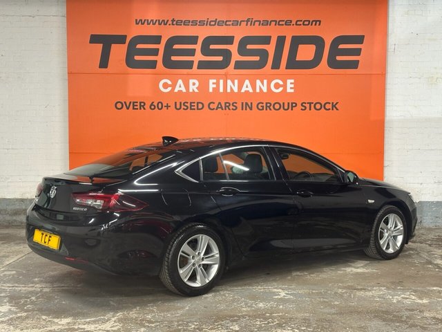 View our VAUXHALL INSIGNIA