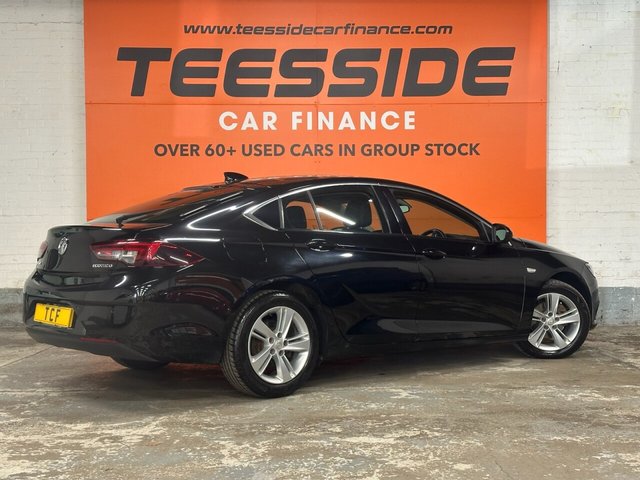 View our VAUXHALL INSIGNIA