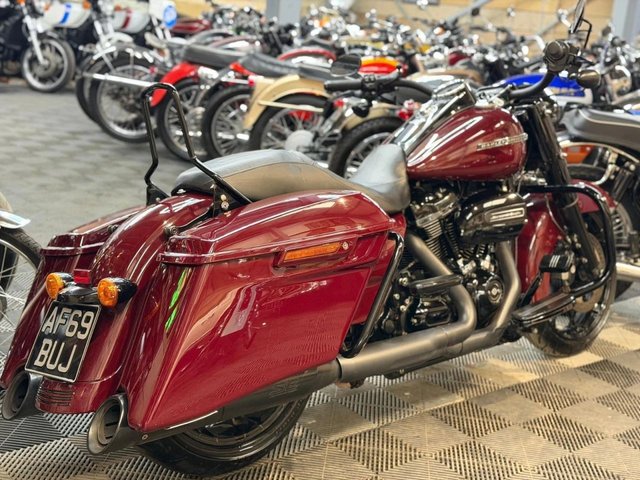 View our HARLEY-DAVIDSON TOURING