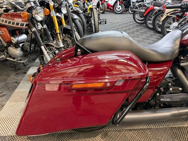 View our HARLEY-DAVIDSON TOURING