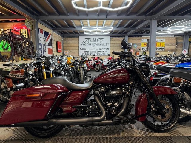 View our HARLEY-DAVIDSON TOURING