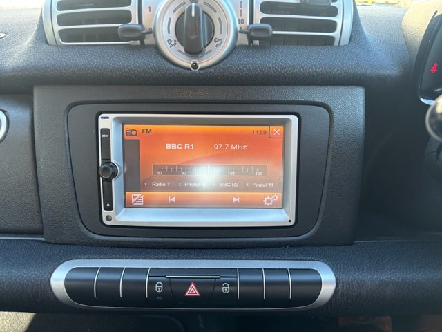 2014 SMART FORTWO - Photo 8