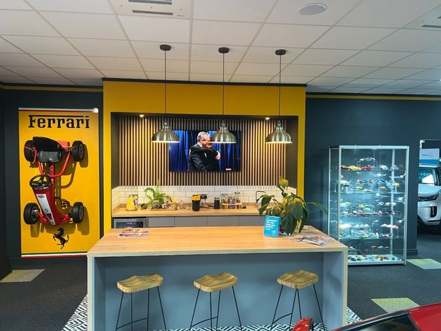 2018 VOLVO V60 - Photo 2