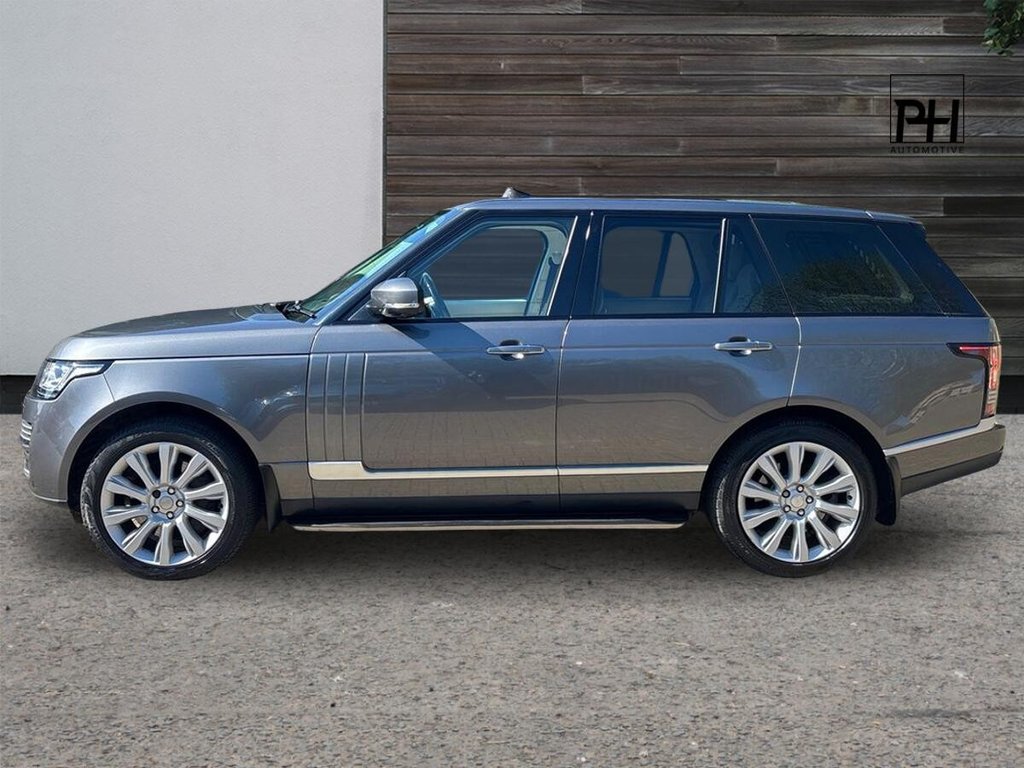 USED 2015 65 LAND ROVER RANGE ROVER 4.4 SD V8 Autobiography SUV 5dr Diesel Auto 4WD Euro 5 (339 ps) REAR ENTERTAINMENT|GLASS ROOF