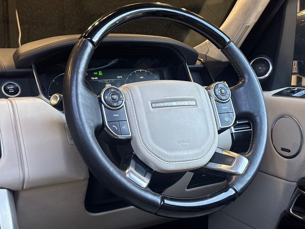 USED 2015 65 LAND ROVER RANGE ROVER 4.4 SD V8 Autobiography SUV 5dr Diesel Auto 4WD Euro 5 (339 ps) REAR ENTERTAINMENT|GLASS ROOF
