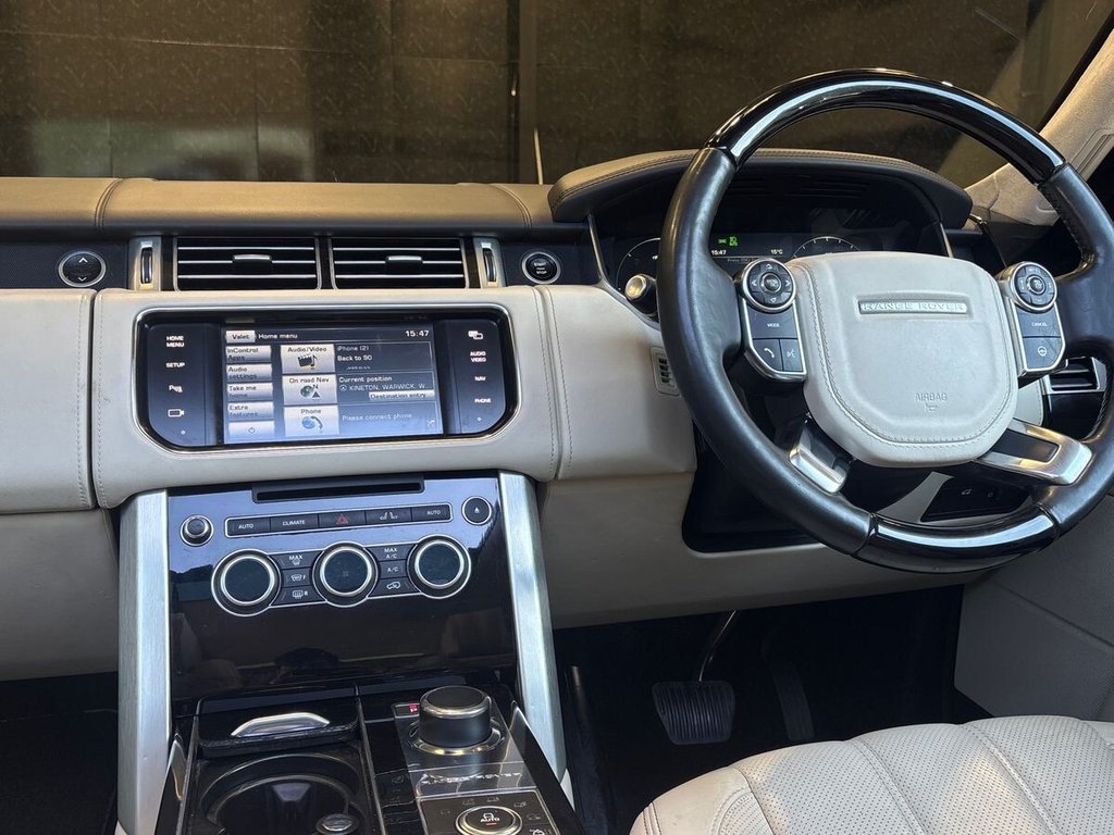 USED 2015 65 LAND ROVER RANGE ROVER 4.4 SD V8 Autobiography SUV 5dr Diesel Auto 4WD Euro 5 (339 ps) REAR ENTERTAINMENT|GLASS ROOF