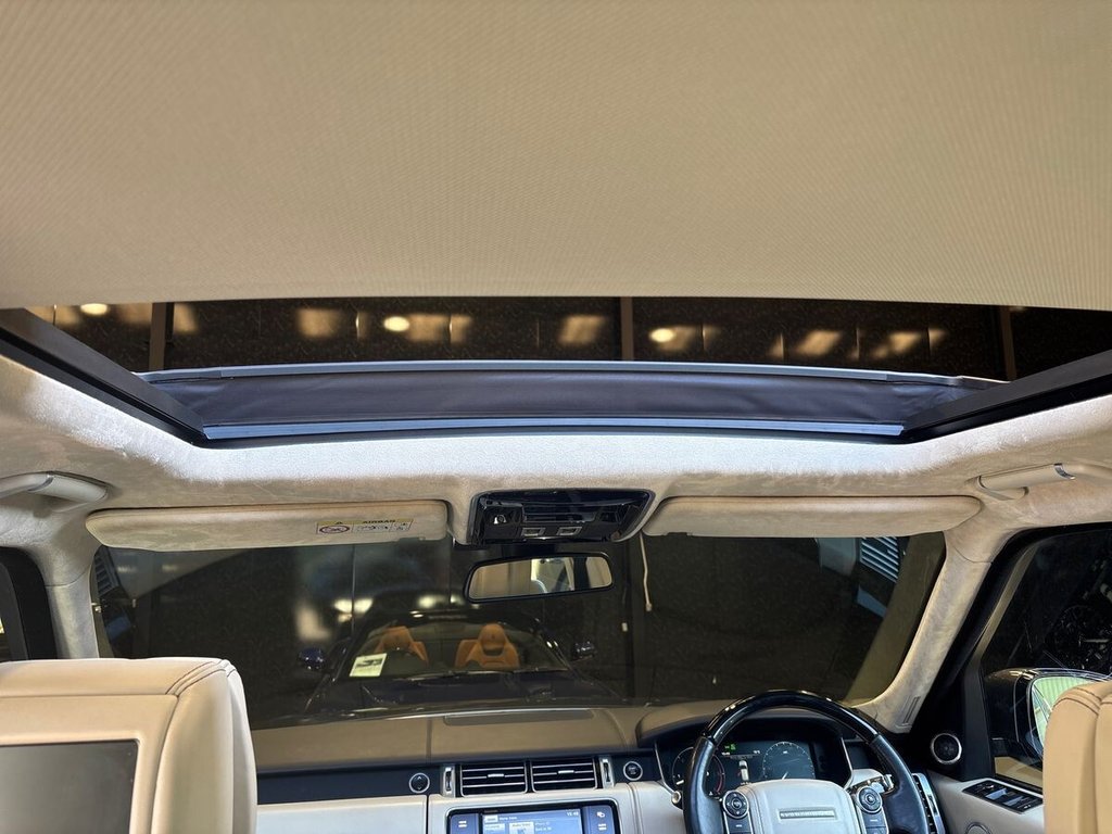 USED 2015 65 LAND ROVER RANGE ROVER 4.4 SD V8 Autobiography SUV 5dr Diesel Auto 4WD Euro 5 (339 ps) REAR ENTERTAINMENT|GLASS ROOF