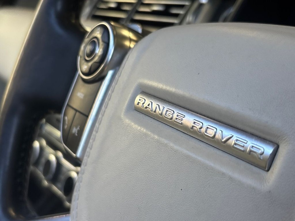USED 2015 65 LAND ROVER RANGE ROVER 4.4 SD V8 Autobiography SUV 5dr Diesel Auto 4WD Euro 5 (339 ps) REAR ENTERTAINMENT|GLASS ROOF