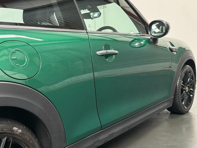 2022 MINI Electric Hatch - Photo 12