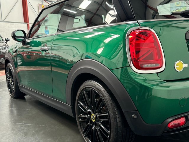 2022 MINI Electric Hatch - Photo 8
