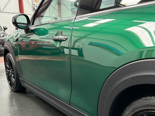 2022 MINI Electric Hatch - Photo 7