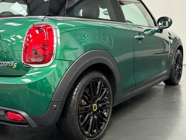 2022 MINI Electric Hatch - Photo 11