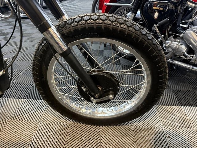 View our BSA B33