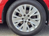 USED 2014 64 VOLKSWAGEN POLO 1.2 TSI BlueMotion Tech SE Hatchback 5dr Petrol Manual Euro 6 (s/s) (90 ps) &pound;20 TAX -- FULL SERVICE HISTORY -- FULL MOT -- SAT NAV -- PARKING SENSORS