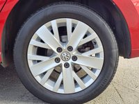 USED 2014 64 VOLKSWAGEN POLO 1.2 TSI BlueMotion Tech SE Hatchback 5dr Petrol Manual Euro 6 (s/s) (90 ps) &pound;20 TAX -- FULL SERVICE HISTORY -- FULL MOT -- SAT NAV -- PARKING SENSORS