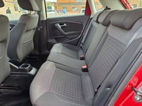 USED 2014 64 VOLKSWAGEN POLO 1.2 TSI BlueMotion Tech SE Hatchback 5dr Petrol Manual Euro 6 (s/s) (90 ps) &pound;20 TAX -- FULL SERVICE HISTORY -- FULL MOT -- SAT NAV -- PARKING SENSORS