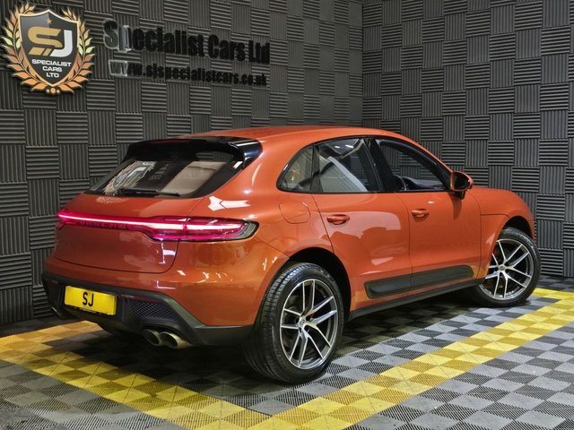 2023 PORSCHE MACAN - Photo 10