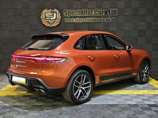 2023 PORSCHE MACAN - Photo 12