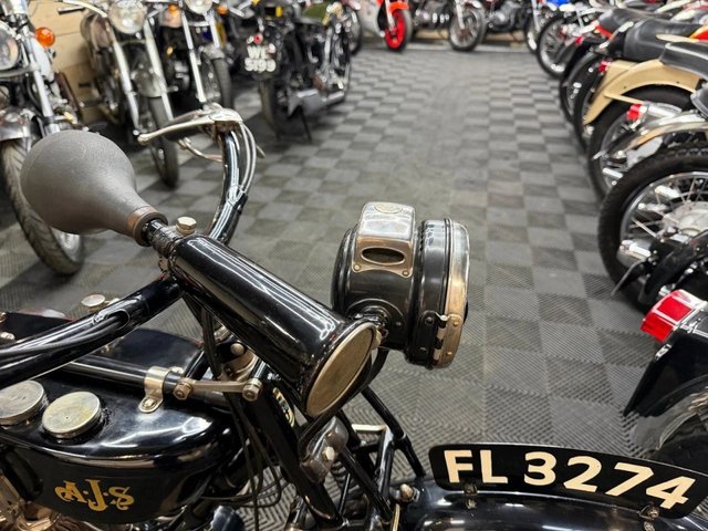 View our AJS MODEL B