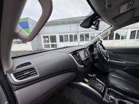 USED 2019 19 MITSUBISHI L200 2.4 DI-D DC Warrior Pickup Double Cab 4dr Diesel Auto 4WD Euro 6 (178 ps) With only one owner and exceptionally low mileage for its age, this 2019 Mitsubishi L200 2.4 DI-D DC Warrior Pickup Double Cab presents a superb opportunity. This Euro 6 compliant, four wheel drive diesel automatic boasts a powerful 2.4 litre engine and a substantial towing weight of 3100 kg, making it a capable workhorse. Its clear vehicle history check provides peace of mind, while notable features include Bi-Xenon HID headlamps, front seat heaters, a rear view camera, automatic light sensors.
