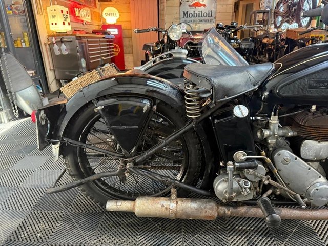 View our TRIUMPH MODEL 5/1