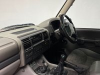 USED 2001 51 LAND ROVER DISCOVERY 2.5 TD5 GS Station Wagon 5dr Diesel Manual (5 Seats) (262 g/km, 136 bhp) RARE MANUAL|APPRECIATING BRITISH CLASSIC
