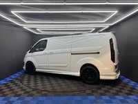 USED 2013 63 FORD TRANSIT CUSTOM 2.2 TDCi 290 Panel Van 5dr Diesel Manual L2 H1 (186 g/km, 98 bhp) 1 OWNER FULL SERVICE HISTORY