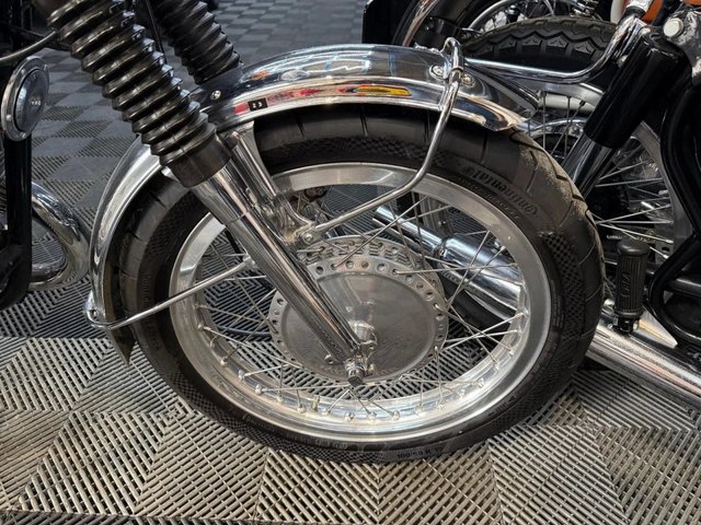 View our SUZUKI T500