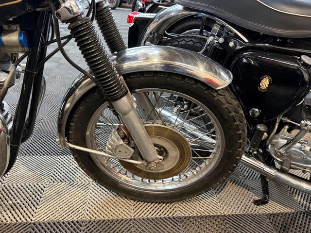 View our NORTON COMMANDO