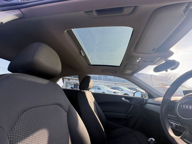 2016 AUDI A1 - Photo 12