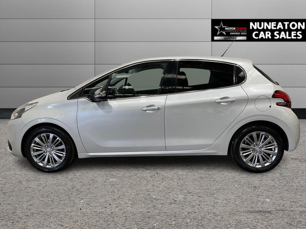 USED 2017 67 PEUGEOT 208 1.2 PureTech Allure Hatchback 5dr Petrol EAT Euro 6 (s/s) (110 ps) GREAT SERVICE HISTORY BUY CONFIDENT