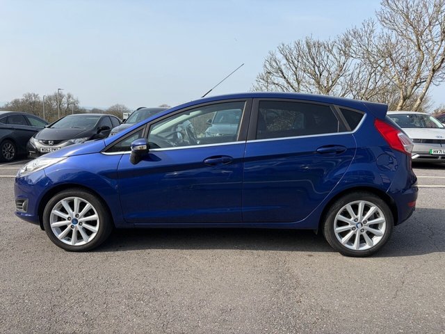 2016 FORD FIESTA - Photo 6