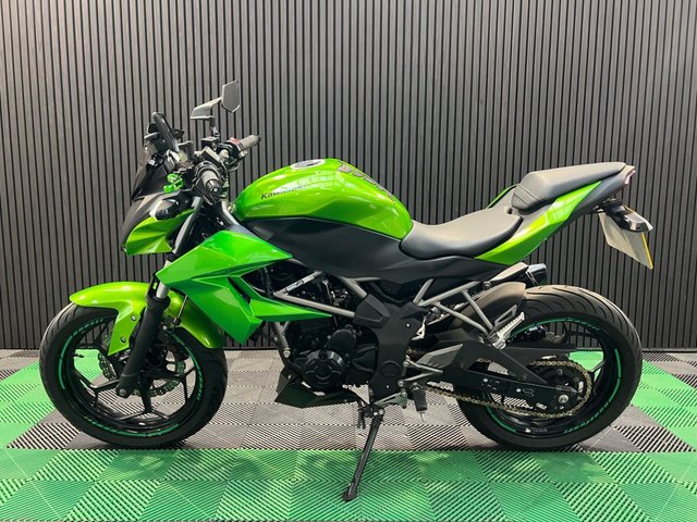 View our KAWASAKI Z250 SL