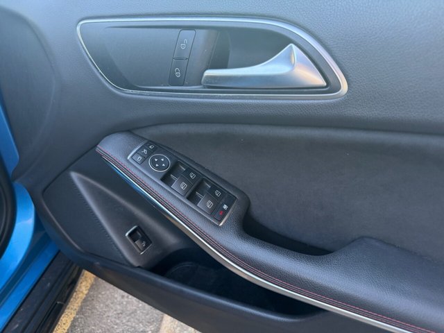 2015 Mercedes-Benz GLA - Photo 7