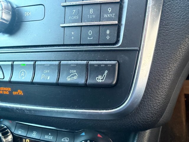 2015 Mercedes-Benz GLA - Photo 12