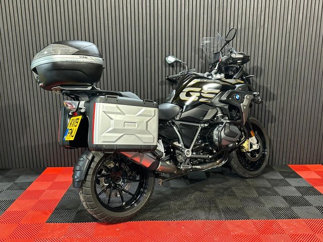 View our BMW R 1250 GS