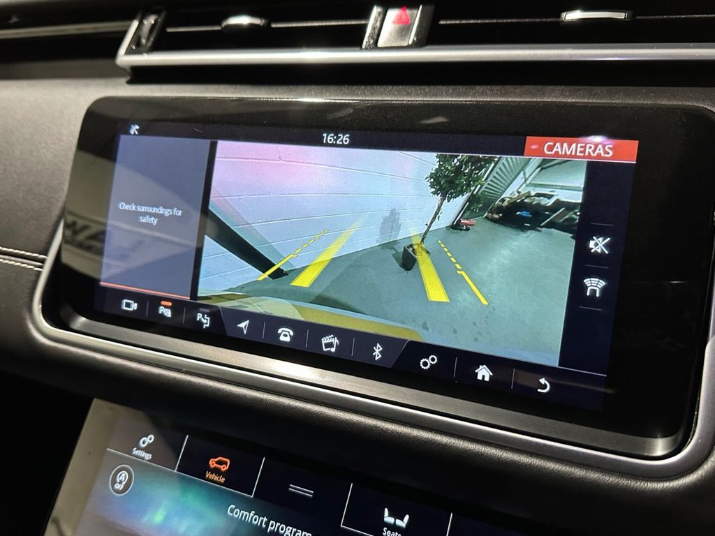 USED 2019 69 LAND ROVER RANGE ROVER VELAR 2.0 D180 R-Dynamic HSE SUV 5dr Diesel Auto 4WD Euro 6 (s/s) (180 ps) 