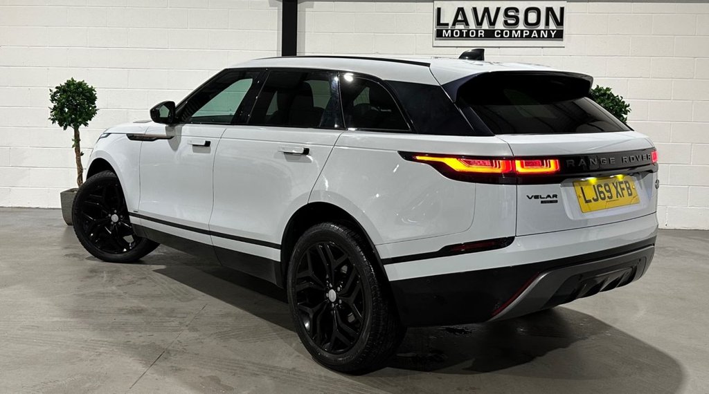 USED 2019 69 LAND ROVER RANGE ROVER VELAR 2.0 D180 R-Dynamic HSE SUV 5dr Diesel Auto 4WD Euro 6 (s/s) (180 ps) 
