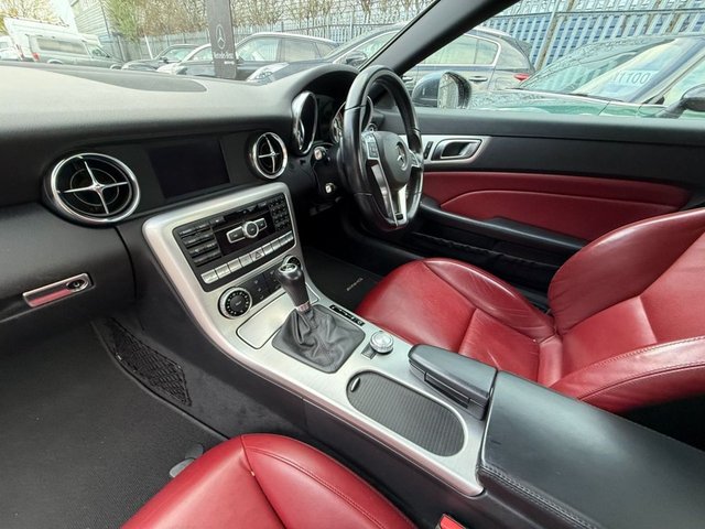 2013 Mercedes-Benz SLK - Photo 4