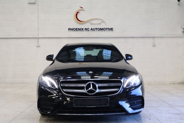 2017 Mercedes-Benz E-CLASS - Photo 2