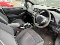 USED 2017 17 NISSAN LEAF 30kWh Acenta Hatchback 5dr Electric Auto (109 bhp) 