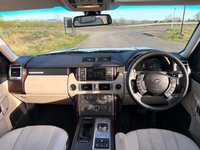 USED 2011 60 LAND ROVER RANGE ROVER DIESEL ESTATE 4.4 TD V8 Vogue SUV 5dr Diesel Auto 4WD Euro 5 (313 bhp) FANTASTIC CONDITION ONLY 2 OWNERS ,WITH DOCUMENTED HISTORY, WITH A LARGE BOX FILE OF PAPERWORK