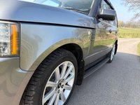 USED 2011 60 LAND ROVER RANGE ROVER DIESEL ESTATE 4.4 TD V8 Vogue SUV 5dr Diesel Auto 4WD Euro 5 (313 bhp) FANTASTIC CONDITION ONLY 2 OWNERS ,WITH DOCUMENTED HISTORY, WITH A LARGE BOX FILE OF PAPERWORK