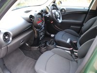 USED 2015 15 MINI COUNTRYMAN 2.0 Cooper SD SUV 5dr Diesel Manual ALL4 Euro 5 (s/s) (143 ps) www.suffolkcarcentre.co.uk - Located at Ilketshall