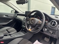USED 2019 19 MERCEDES-BENZ GLA 1.6 GLA180 GPF Urban Edition SUV 5dr Petrol 7G-DCT Euro 6 (s/s) (122 ps) REVERSE CAMERA