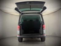 USED 2021 21 VOLKSWAGEN TRANSPORTER SHUTTLE 2.0 TDI SE Minibus Double Cab 5dr Diesel DSG LWB Euro 6 (s/s) (150 ps) **9 SEATER DIESEL AUTOMATIC**LWB