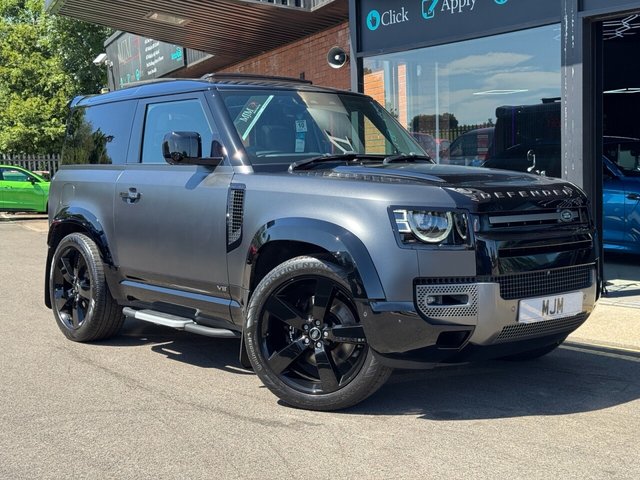 View our LAND ROVER DEFENDER