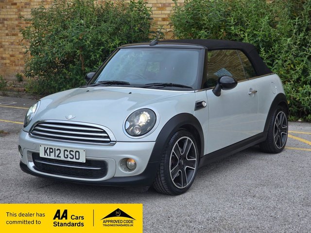 View our MINI CONVERTIBLE